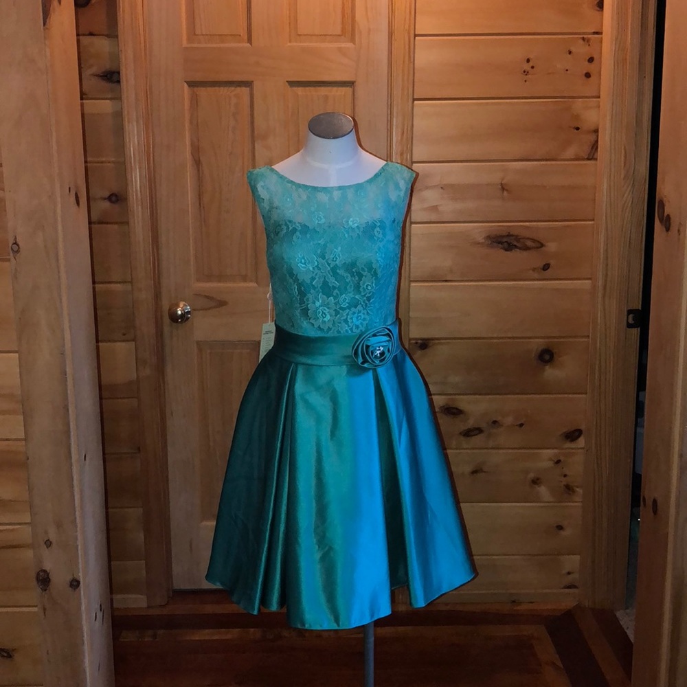 Sleeveless Cocktail dress